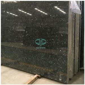 แผ่นหินแกรนิตสีเขียวมรกต