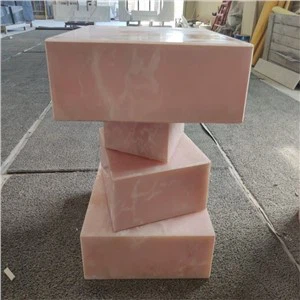 โต๊ะตกแต่งบ้าน Pink Onyx